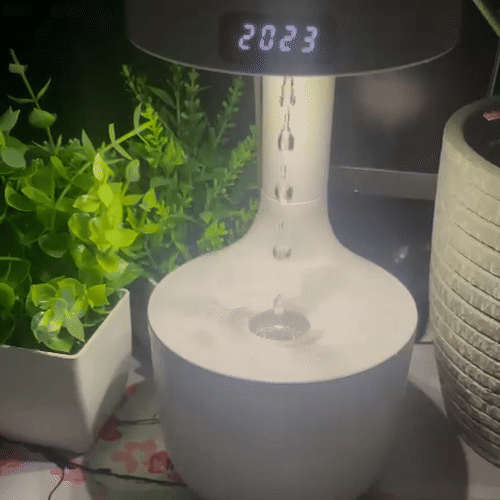 Anti gravity humidifier