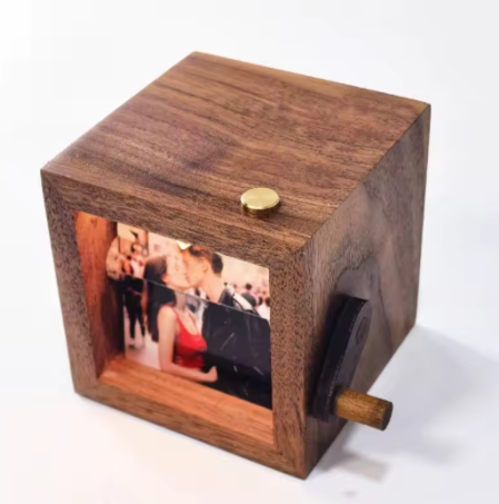 Memory Box©